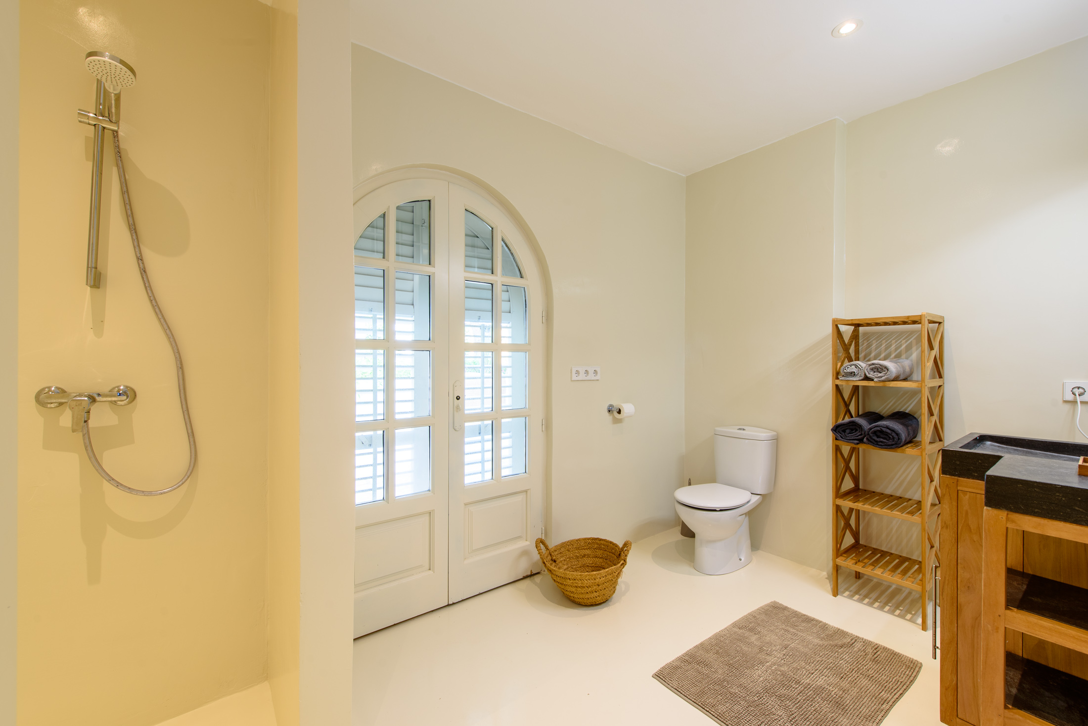 resa estates ibiza cap martinet sea view villa for sale bathroom 5.jpg